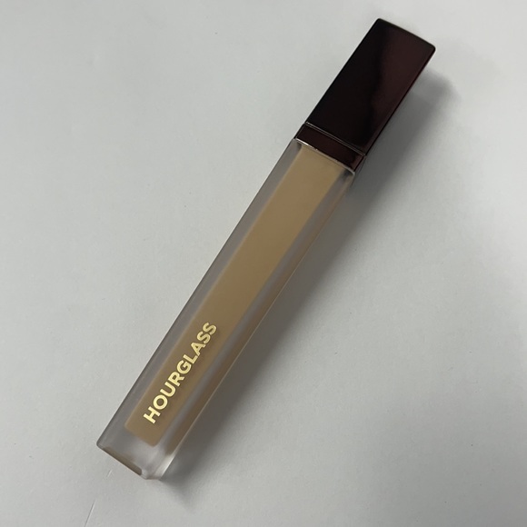 HOURGLASS - Picture 2 of 3